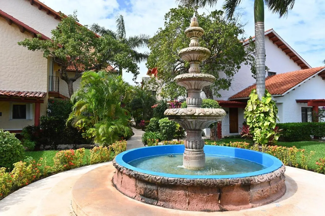 Santa Fe Villa Playa del Carmen 0*,